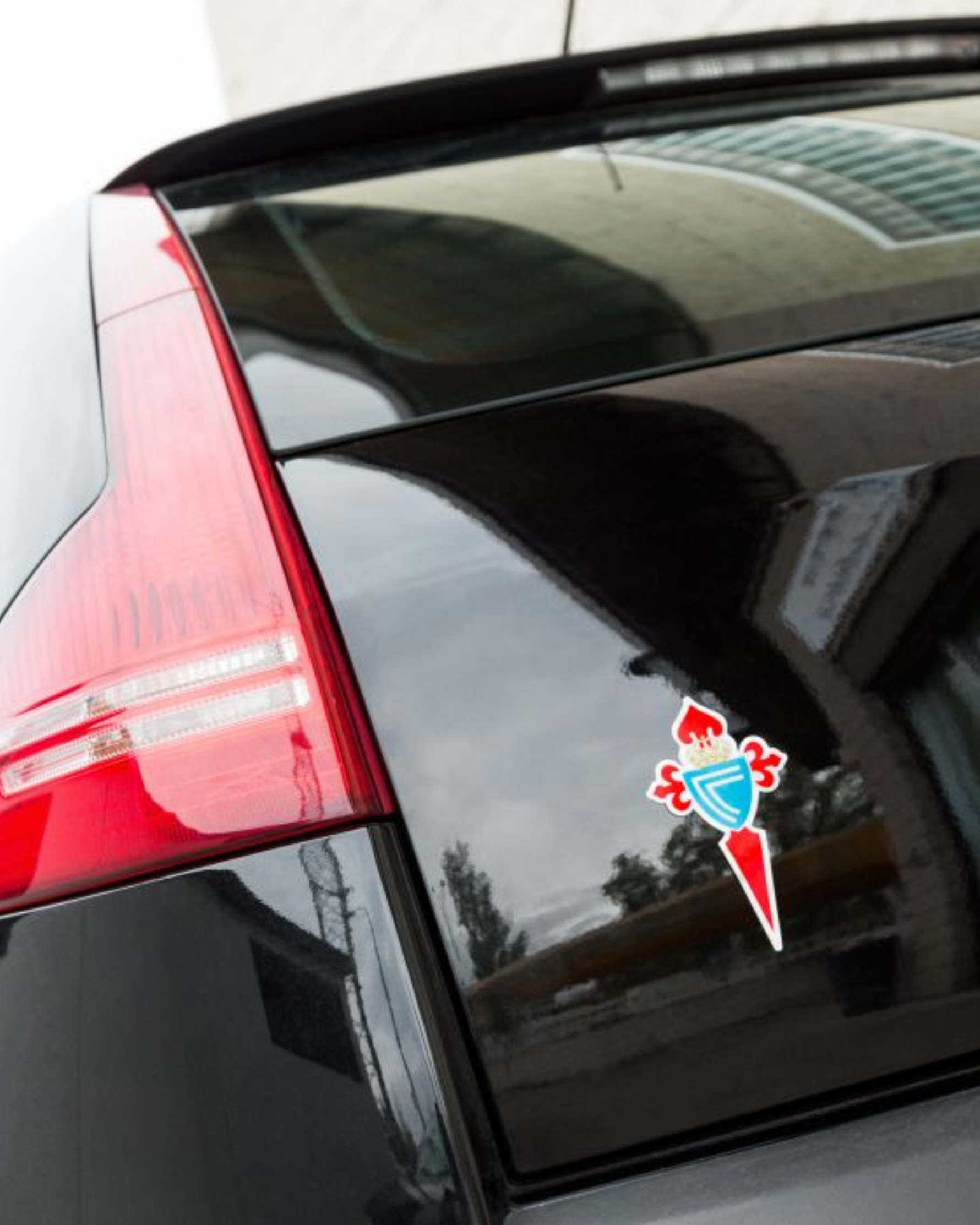 Foto de producto Pegatina Escudo Celta Grande Disponible en la Tienda del Celta FC