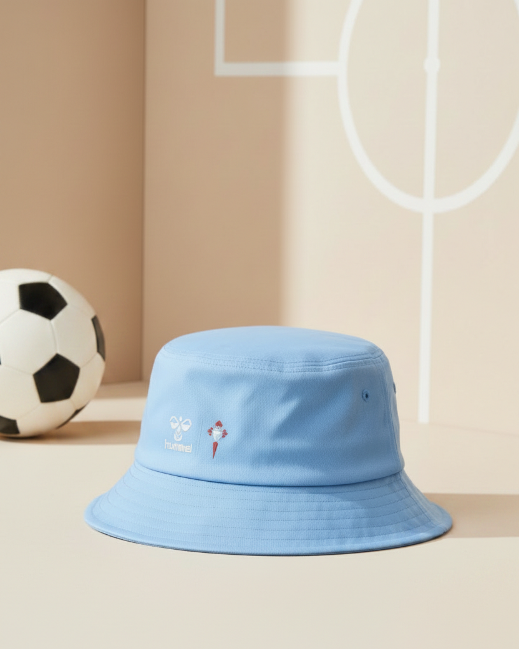 Foto de producto Gorro Bucket Celeste Disponible en la Tienda del Celta FC