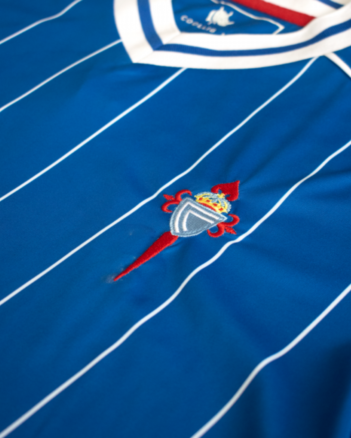 Foto de producto Camiseta Retro Atilano 1986-87 Celta Disponible en la Tienda del Celta FC