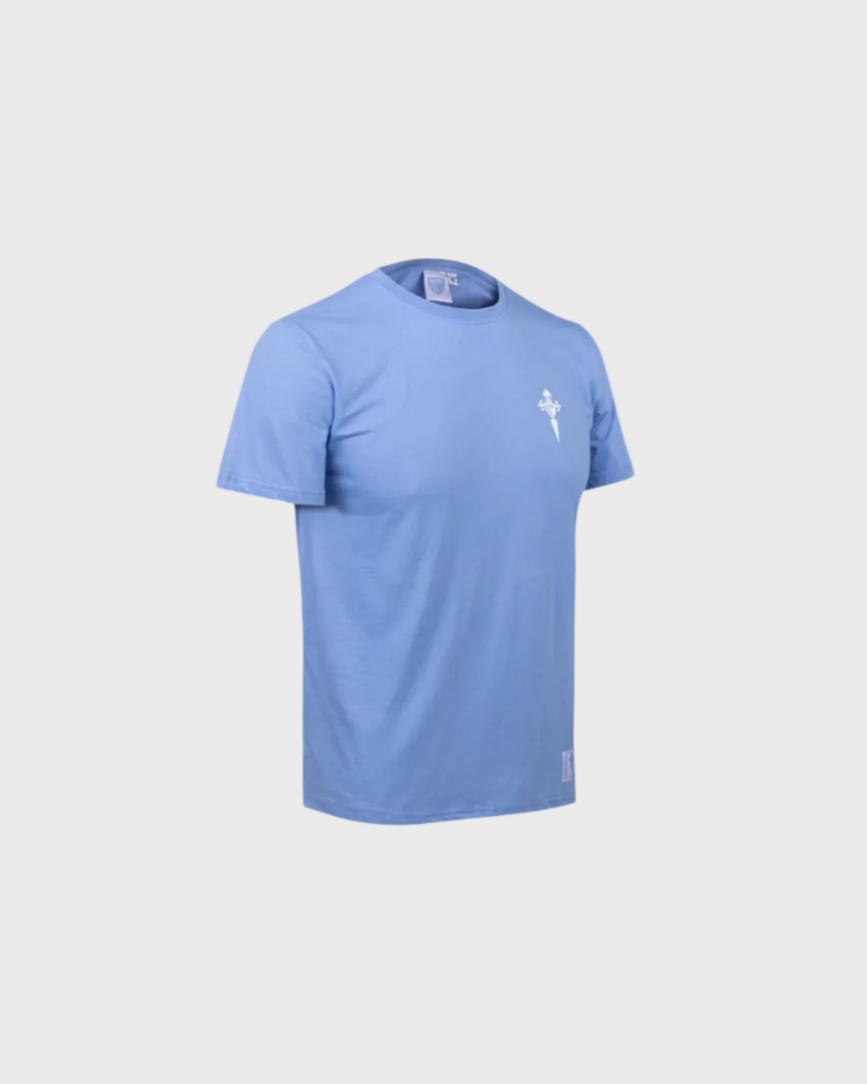 Foto de producto Camiseta Celeste Infantil Escudo Branco Disponible en la Tienda del Celta FC