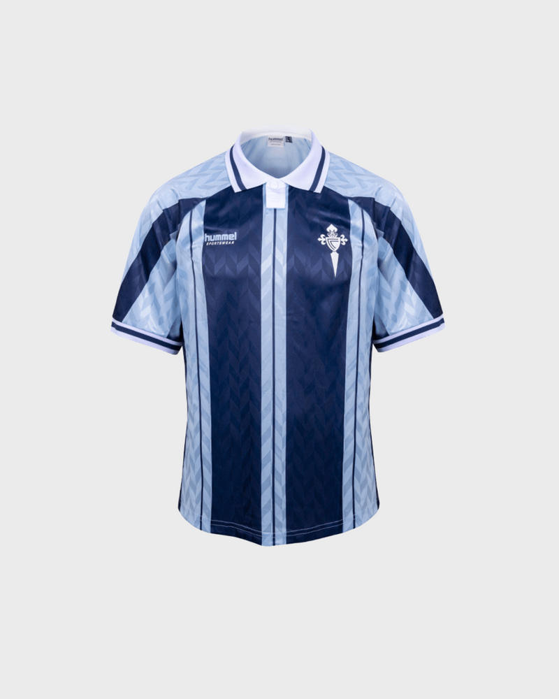 Foto de producto Camisa Mariño e Celeste Oversized Disponible en la Tienda del Celta FC