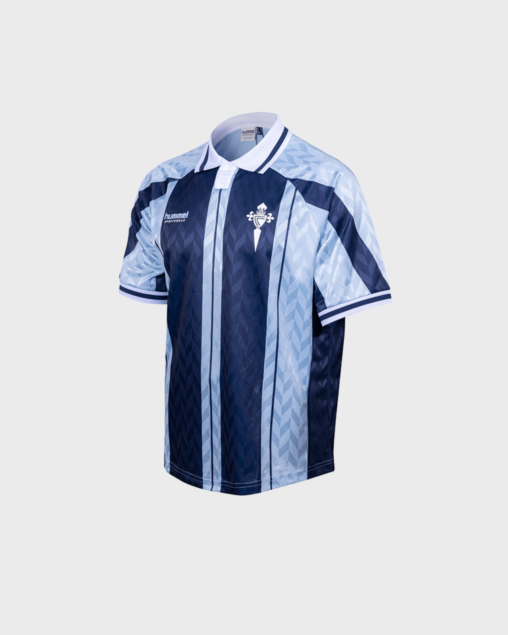 Foto de producto Camisa Mariño e Celeste Oversized Disponible en la Tienda del Celta FC