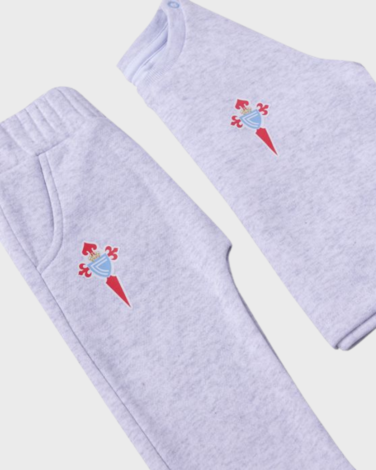 Foto de producto Chándal Bebé Gris Disponible en la Tienda del Celta FC