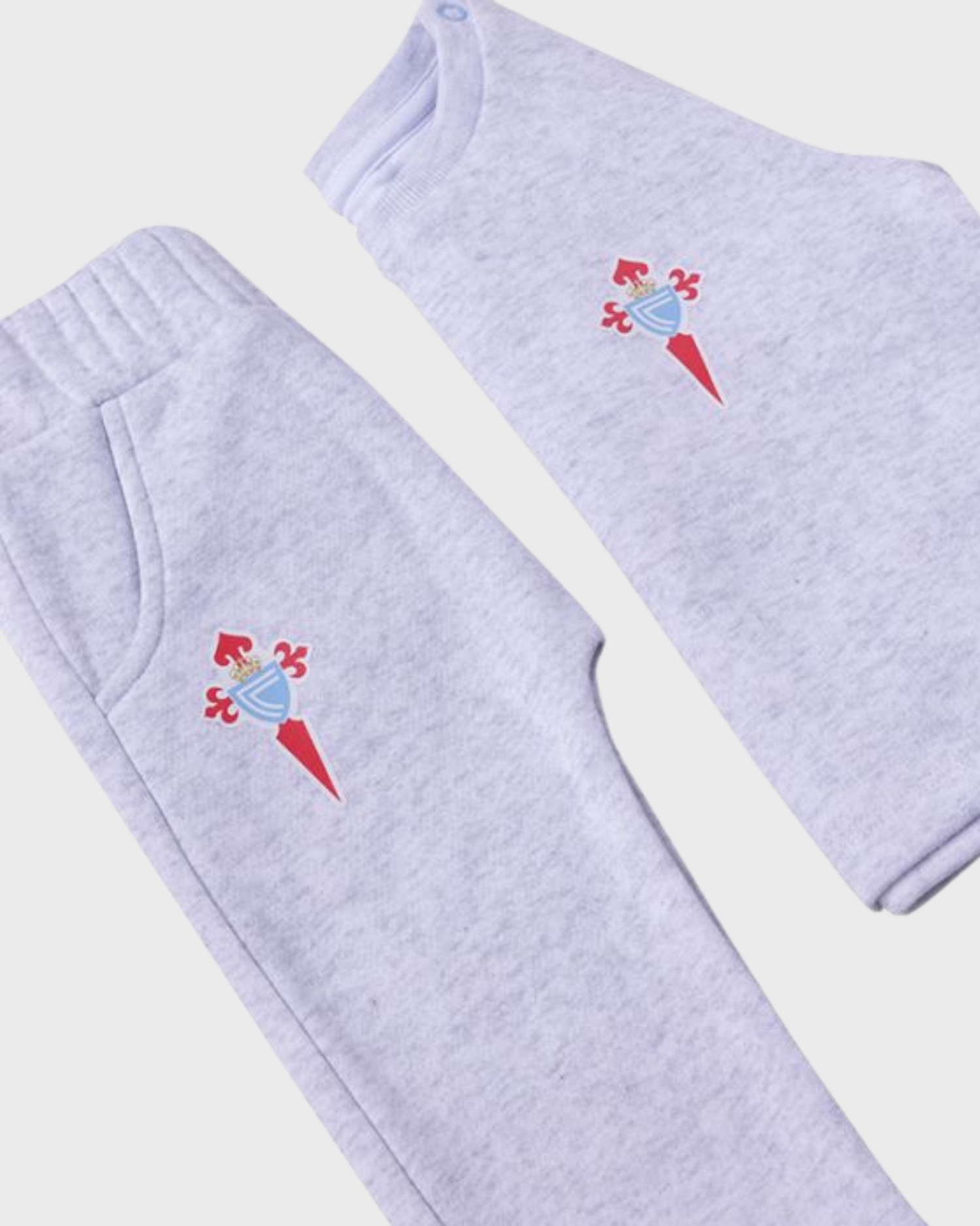 Foto de producto Chándal Bebé Gris Disponible en la Tienda del Celta FC