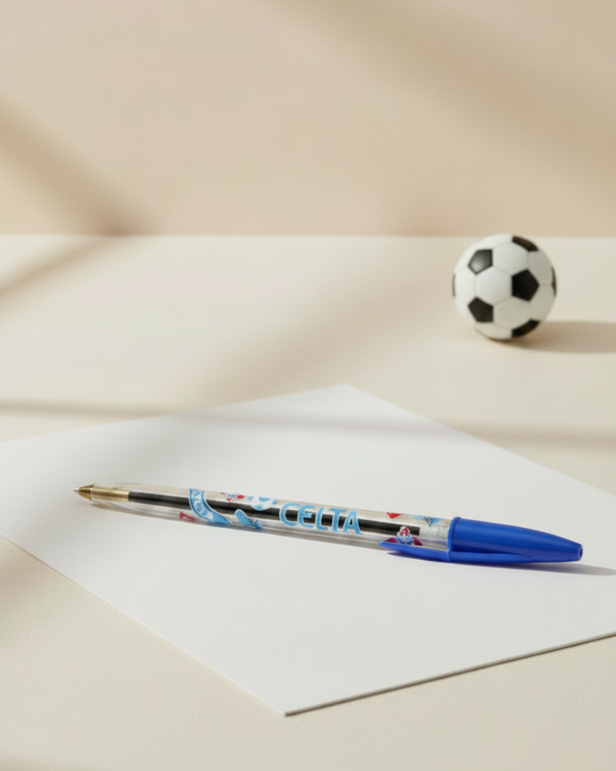 Foto de producto Bolígrafo Celta Bic Azul Disponible en la Tienda del Celta FC