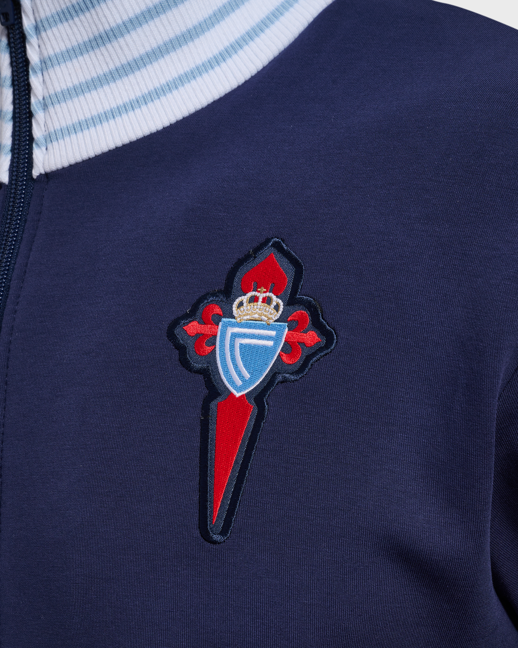 Chaqueta Infantil Pre-Partido 26/27 Disponible en la Tienda del Celta FC
