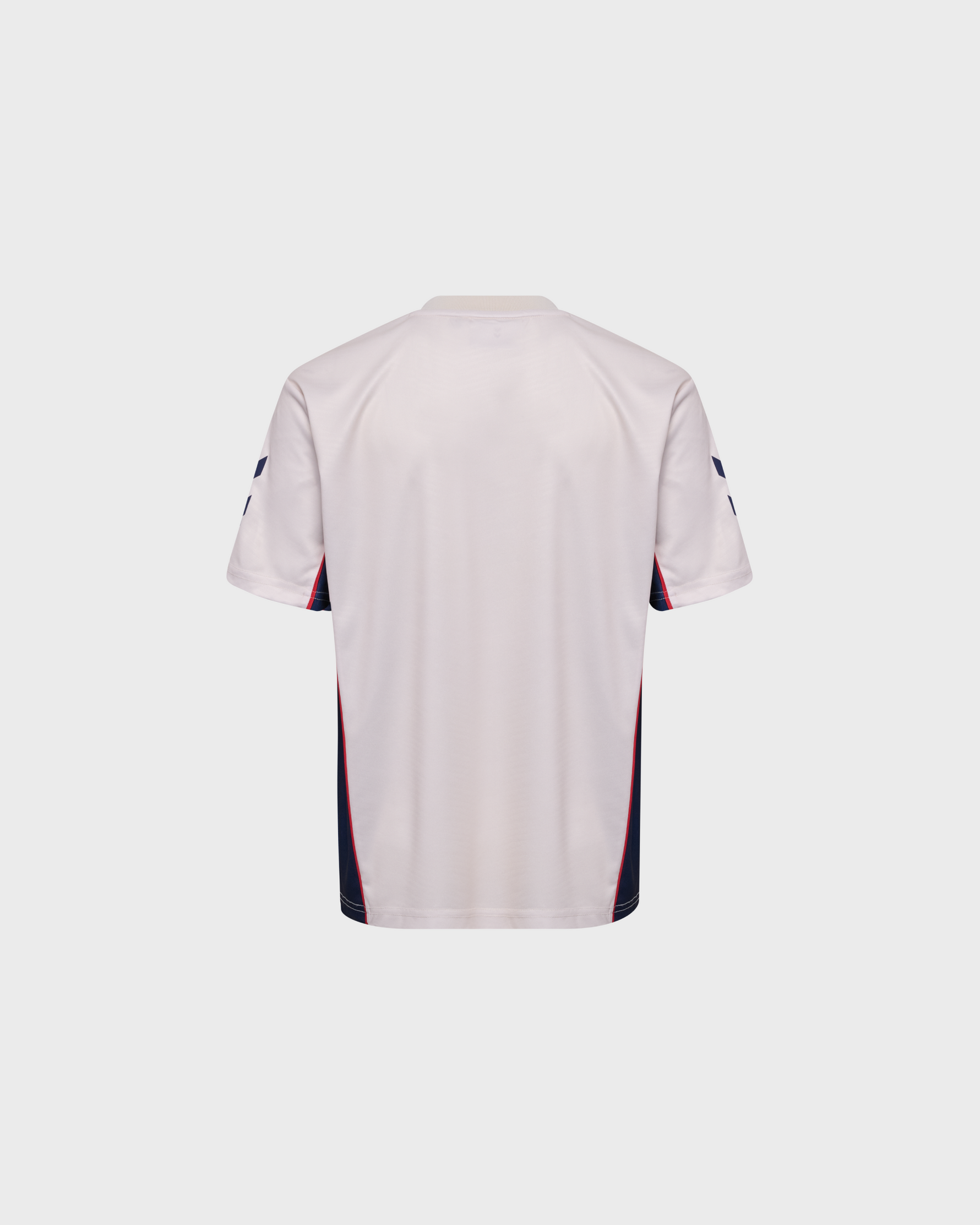 Camiseta Branca Infantil Paseo Xogador 26/27 Disponible en la Tienda del Celta FC