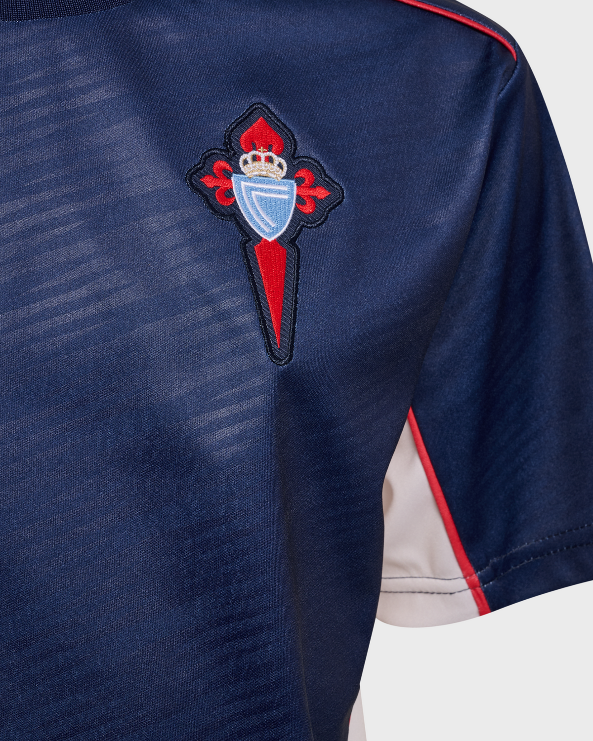 Camiseta Mariño Infantil Paseo Xogador 26/27 Disponible en la Tienda del Celta FC