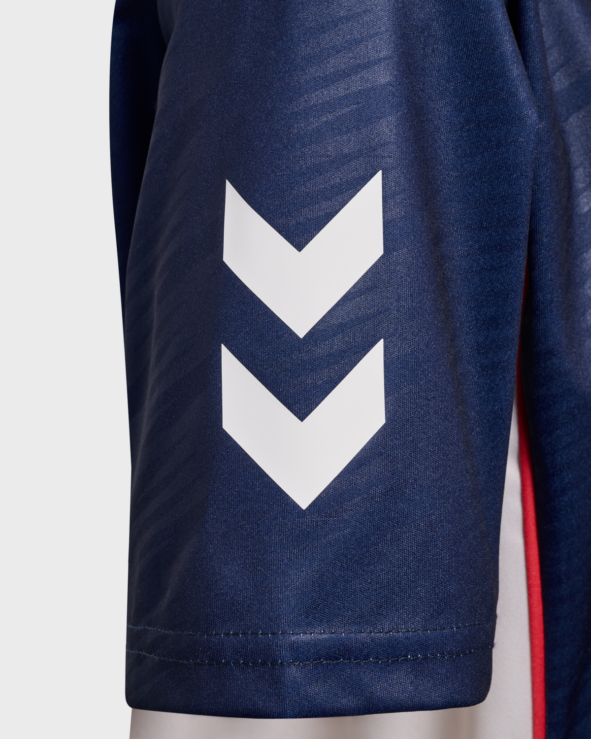 Camiseta Mariño Infantil Paseo Xogador 26/27 Disponible en la Tienda del Celta FC
