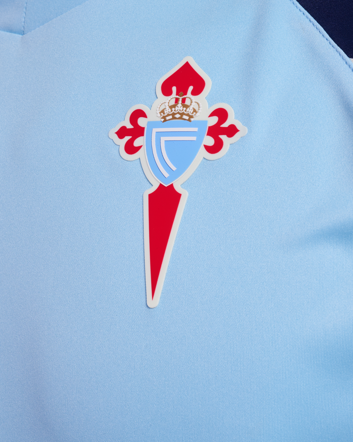 Suadoiro Infantil Adestramento Xogador 26/27 Disponible en la Tienda del Celta FC