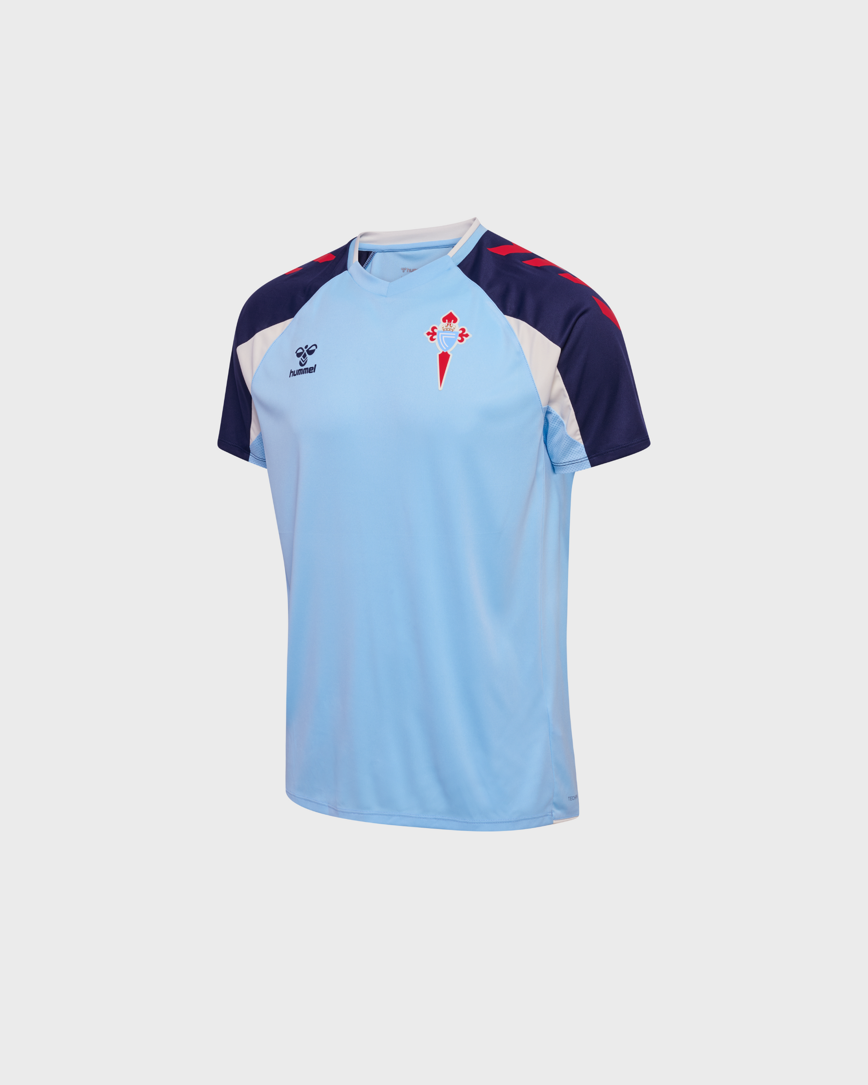 Camiseta Adestramento Xogador 26/27 Disponible en la Tienda del Celta FC
