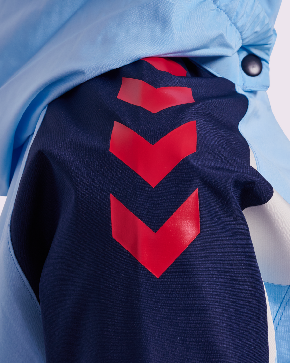 Chuvasqueiro Infantil Adestramento Xogador 26/27 Disponible en la Tienda del Celta FC