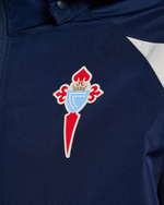 Chuvasqueiro Infantil Adestramento Staff 26/27 Disponible en la Tienda del Celta FC
