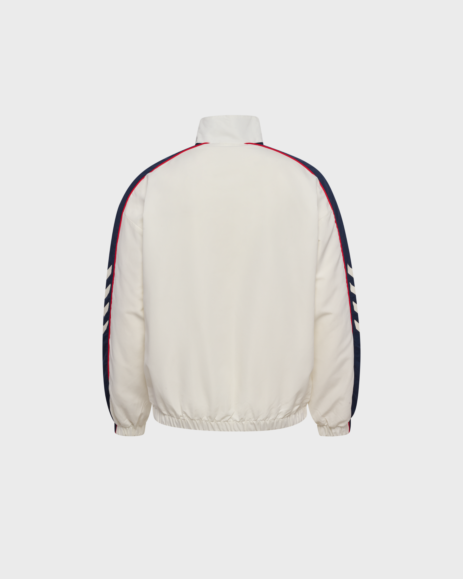 Chaqueta Branca Paseo Xogador 26/27 Disponible en la Tienda del Celta FC