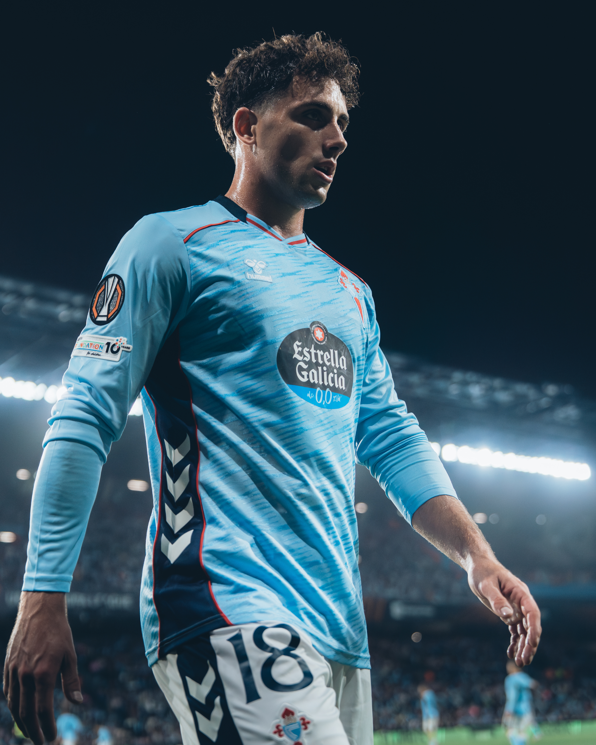 Foto de producto Camiseta 1ª Equipación Manga Longa UEFA 25/26 Disponible en la Tienda del Celta FC
