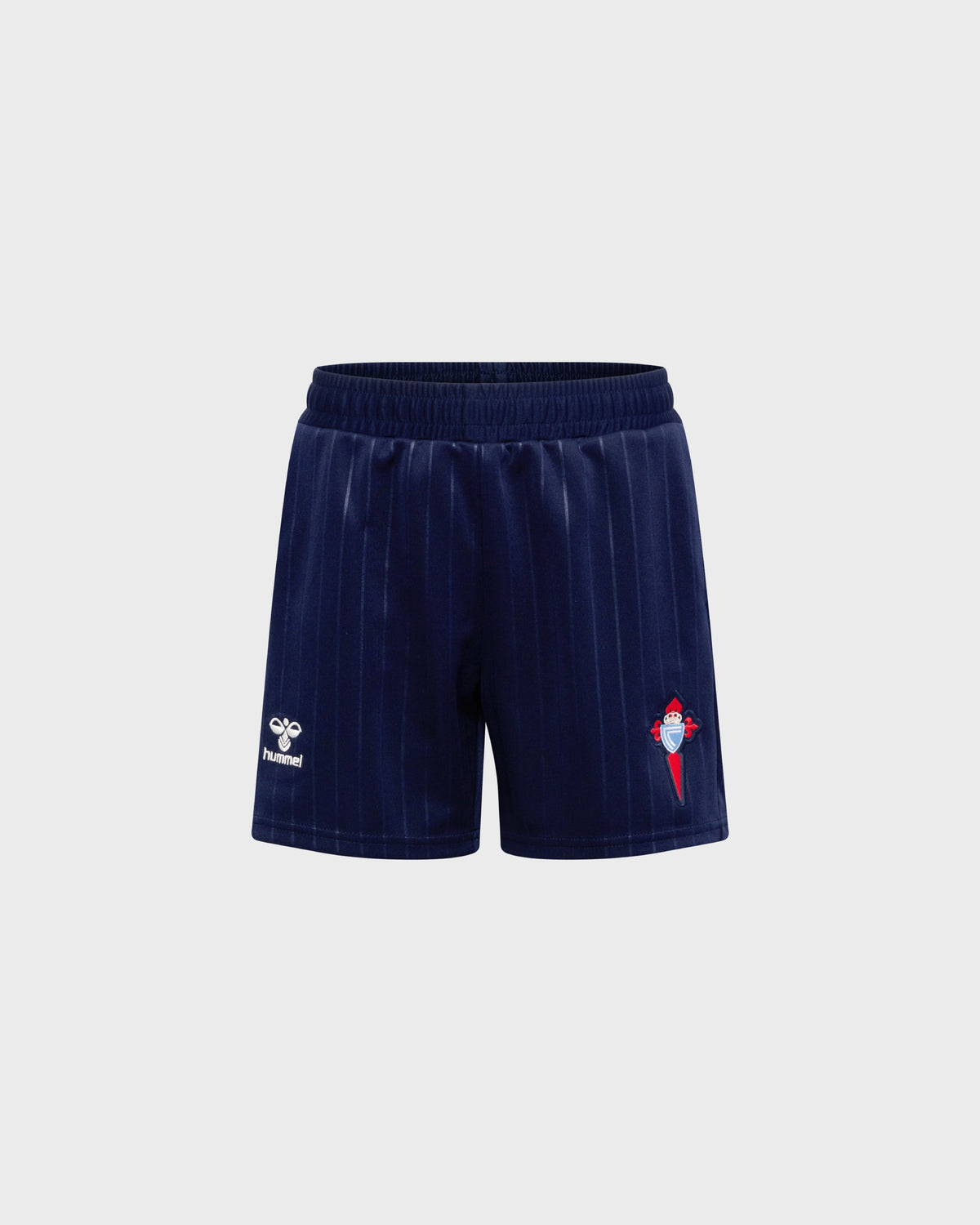 Pantalón Curto Paseo Xogador 26/27 Disponible en la Tienda del Celta FC
