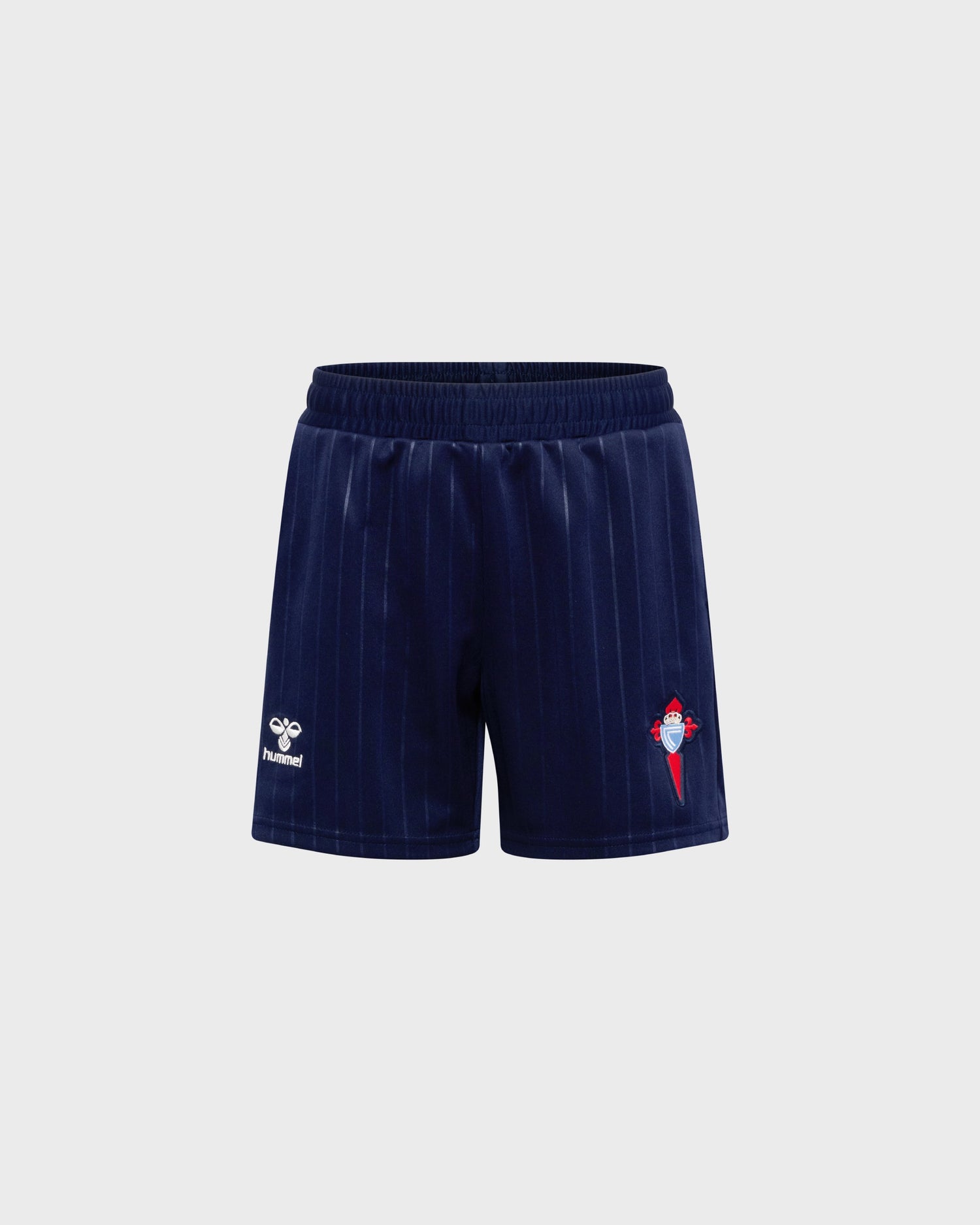 Pantalón Curto Paseo Xogador 26/27 Disponible en la Tienda del Celta FC